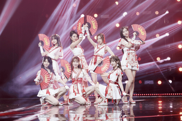 1sing女团表演.gif