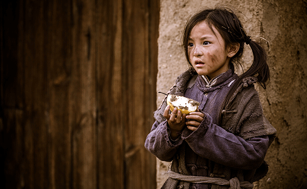 共和国血脉热播小戏骨季妍霏角色动人